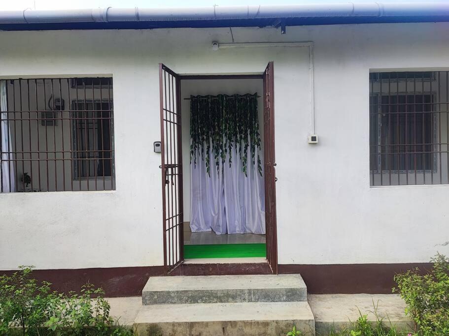 Greenwood Cabins Homestay, The Greenhouse จอร์ฮัต ภายนอก รูปภาพ